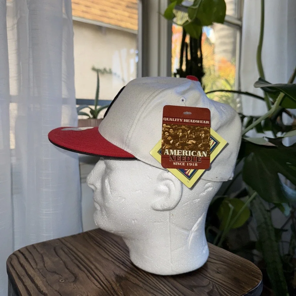 New York Yankees White/ Red Baseball Hat Size‎ 7 3/8